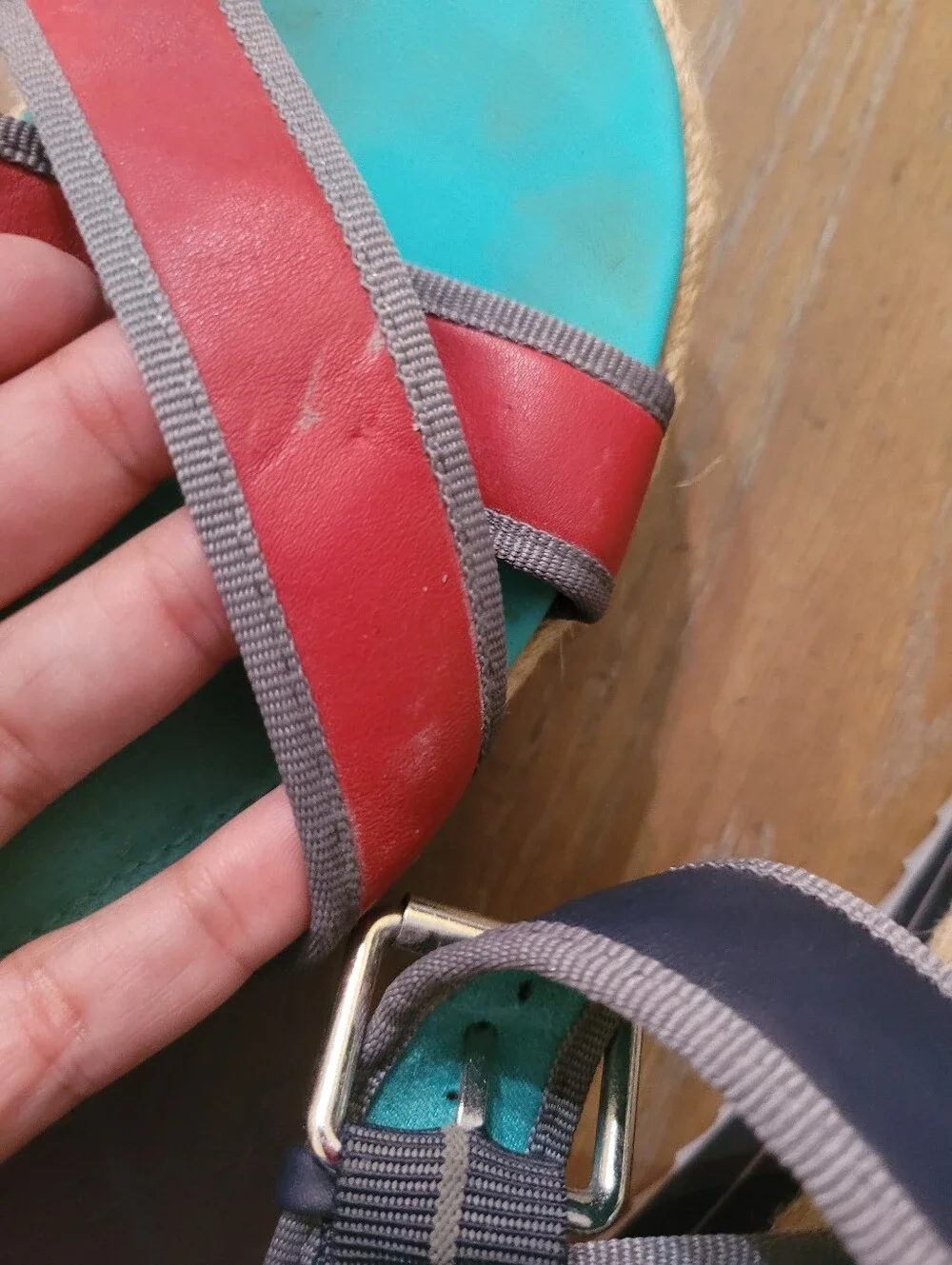Sketchers Comfortable Memory Foam Ankle Straps Sandals Size 9!
